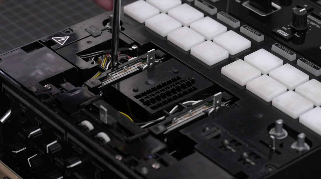 Scratch Bench - Viper Kitten Fader S11 Install